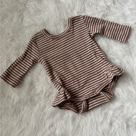kate quinn Other - Kate Quinn Brown and White Striped Ballerina Onesie